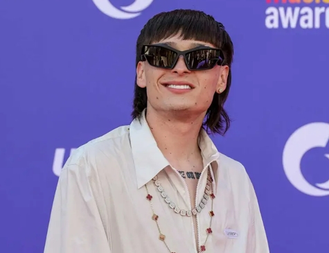 mullet moderno Peso Pluma